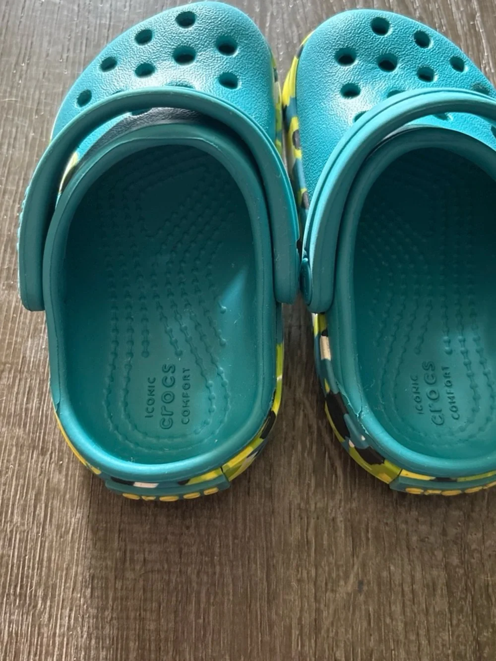 Kids Teal Clog Shoes with Camouflage Trim